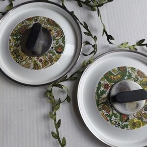 Lot of 2 Vintage MCM Fancipans Chateau 1 Quart Replacement LiD 1970's Paisley